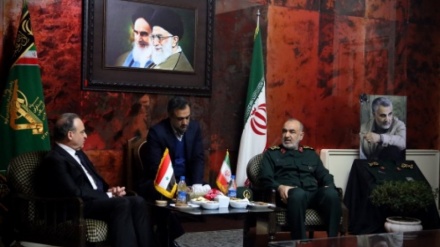 イラン・イスラム革命防衛隊総司令官、「イランは最後までシリア国民に寄り添う」