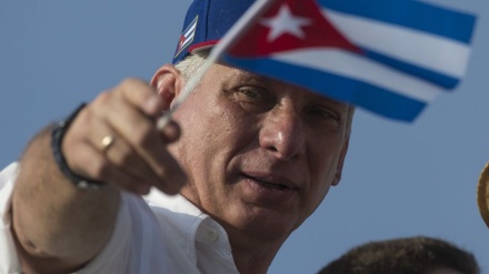 Cuba no está sola, afirma Díaz-Canel al resaltar saludos por aniversario de Revolución