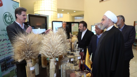 Kunjungan Presiden Iran ke Pameran Pertanian 