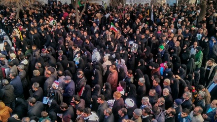 Des millions d'Iraniens aux funérailles du G. Soleimani