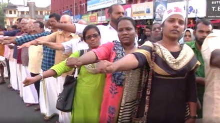 インドで、新しい国籍法に抗議するデモが継続 （動画）