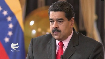 Maduro celebra envío de buques petroleros de Irán a Venezuela
