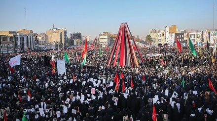 Les funérailles du général martyr Soleimani à Kerman