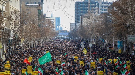 Dukungan Penuh Rakyat Iran kepada IRGC (1)