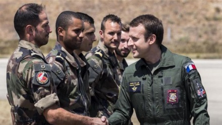 Macron part-il en guerre?