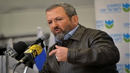 אהוד ברק: נתניהו בפאניקה ומנסה לשחד את כלל הציבור