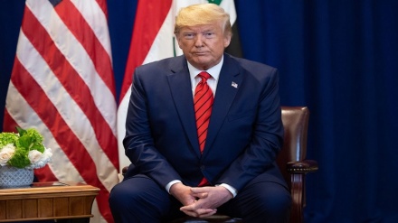 Демократик партия вакиллари: Трамп президентлик қасамини бузган