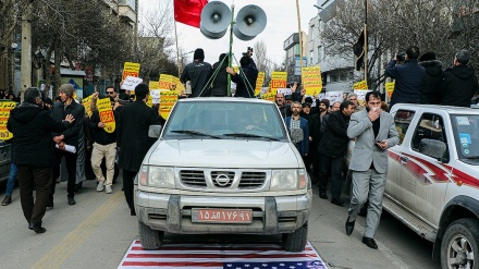 Dukungan Penuh Rakyat Iran kepada IRGC (2)