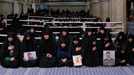 Doa dan Tahlil Bersama Rahbar untuk Syuhada Muqawama (3)