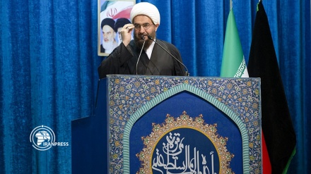 Imami i namazit të së premtes në Teheran: Gjeneral Solejmani ishte garantues i sigurisë