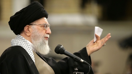 伊斯兰革命最高领袖：我们只打了美国一记耳光，但必须停止美国在该地区的破坏性存在（视频）