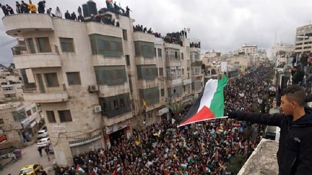 Gaza et la Cisjordanie piétinent Israël