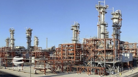  نصب آخرین سکوی گازی فاز 14 پارس جنوبی در خلیج فارس