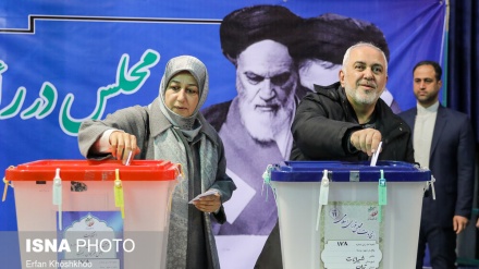 Fotos: Autoridades iraníes acudieron  a las urnas para votar en elecciones legislativas