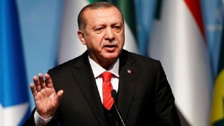 Erdogan a Bruxelles per colloqui con Ue