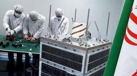 Iran Sedang Membangun 20 Satelit