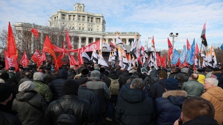 Rusya'da muhalefet anayasası taslağının referanduma götürülmesini istedi 