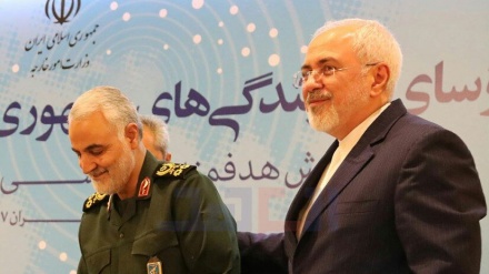 扎里夫：苏雷曼尼中将烈士代表伊朗对该地区的立场