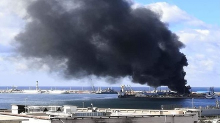 Kapal Pengangkut Senjata Turki Terbakar di Libya