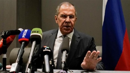 Lavrov all'Ue: è tempo che cambiate rotta. Basta il fantasma della 