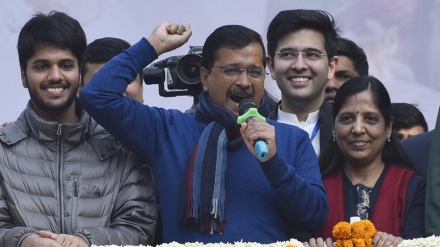পাঞ্জাবে সবাইকে বিনামূল্যে চিকিৎসা সুবিধা দেওয়ার প্রতিশ্রুতি দিলেন ‘আপ’ প্রধান কেজরিওয়াল  