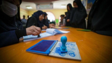 Rohani: La masiva presencia en las parlamentarias irrita a EEEUU