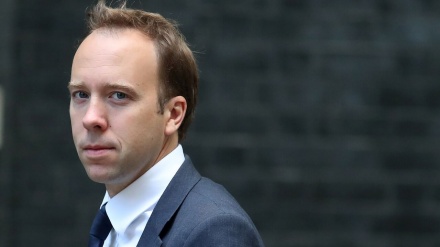 英国政府官员对新型冠状的危险作出警告