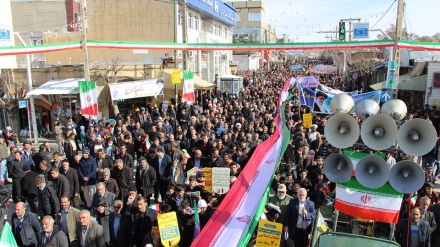 伊朗人民与伊斯兰革命的深厚牢固的联系