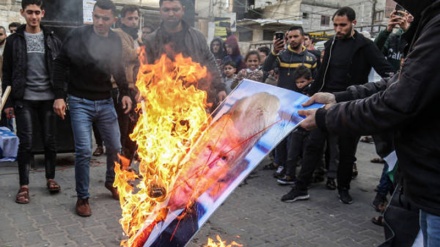 वीडियो रिपोर्टः सेंचुरी डील के ख़िलाफ़ फ़िलिस्तीन के विभिन्न क्षेत्रों में उग्र प्रदर्शन, चार फ़िलिस्तीनी शहीद, 80 घायल