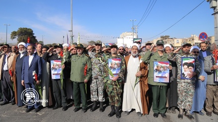 Photo: 'Ten-Day-Dawn' ceremony in holy city of Qom