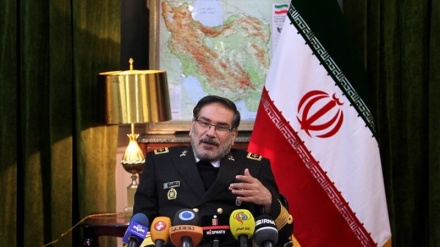 Irani: Përcaktimi i Hezbullahut si grup terrorist nga shitësit e armëve kimike për Sadamin, habitje e re