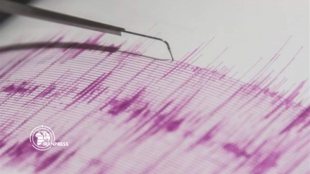 İran'da 5.7 şiddetinde yeni bir deprem daha