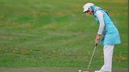 Donne iraniane al Ladies Golf Championship