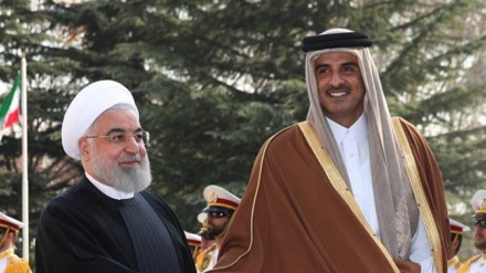 カタール首長が、イスラム革命勝利記念日に際し、イランに祝辞