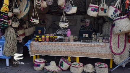 Pameran Industri Kerajinan Tangan Perempuan Gilan (1)