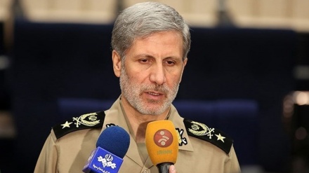 イラン国防軍需相、「ミサイルはイランの力の要素」