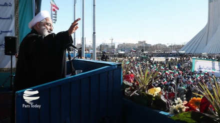 قدردانی رئیس جمهوری ایران از مردم برای حضور پرشور در راهپیمایی ۲۲ بهمن