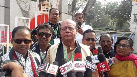 সীমান্তে কাঁটাতারের বেড়া ভাষাকে রুদ্ধ করতে পারে না: স্বপন ভট্টাচার্য্য