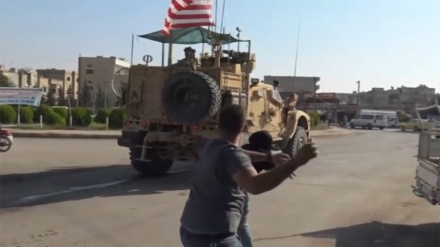 Militer Suriah Paksa Konvoi Pasukan AS Mundur