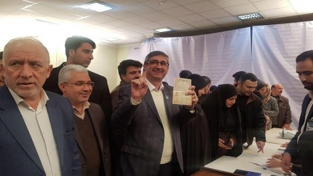 Fingerprinting at voting sites in Iran declared unnecessary over coronavirus fears