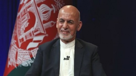 واکنش شاعر افغانستان به اظهارات جنجالی «اشرف غنی» درباره زبان فارسی
