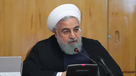 prezident Ruhani:Amerikalylar gowsy öz ýurtlarynda gaty sowuklamadan ölen müňlerçe adamyň pikirinde bolsun