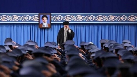 Iran: Ayatollah Khamenei, “rafforzarci è l’unico modo per evitare la guerra”