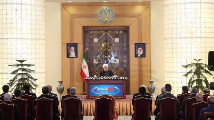 Presidentët e vendeve të ndryshme urojnë përvjetorin e fitores së Revolucionit Islamik të Iranit