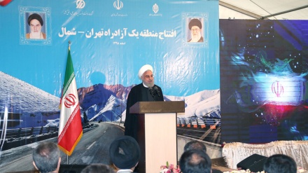 Presiden Iran: Kami tak Akan Pernah Memohon pada Musuh