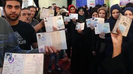 視点；選挙ーイスラム共和制における国民と政府当局者との絆の具現