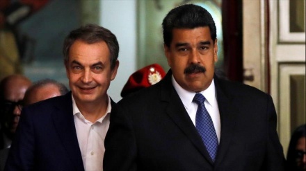 Zapatero se reúne con Maduro y respalda su mesa de diálogo
