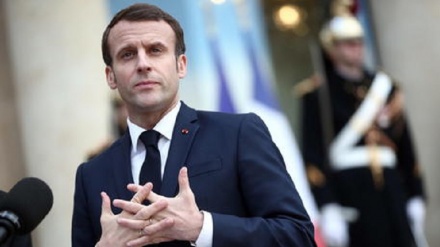 Macron attacca la Turchia, 'gioco pericoloso in Libia'