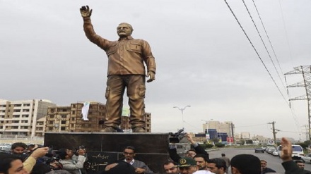Fotos: Desvelada una estatua del comandante Qassem Soleimani en Ahwaz