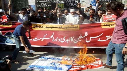 برگزاری تظاهرات گسترده در پاکستان در محکومیت طرح آمریکایی معامله قرن